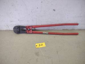 lot 513 image: 58 Bolt Cutters...