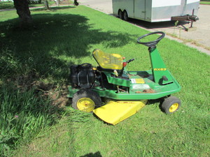 John Deere Rider