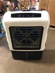 ARCTIC AIR 1300 CFM 3-Speed Settings Portable Evaporative Air Cooler with up to 500 sq. ft. Cooling   Customer Returns See Pictures