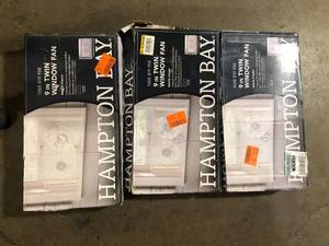 Lot of Hampton Bay 9 in. Twin Window Fan Customer Returns See Pictures