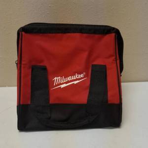 Milwaukee  Contractor Tool Bag