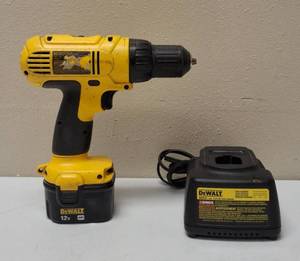 DeWalt  38 Cordless DrillDriver - Type 1  With 12V Battery & 12V Battery Charger
