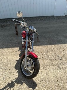 lot 9 image: Nice Mini Chopper - Gas Powered 49cc