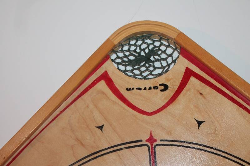 lot 71 image: Classic Wooden Carrom Board Game