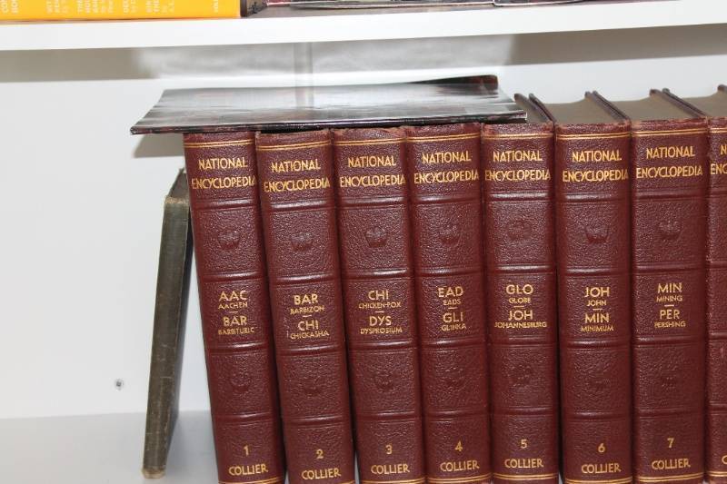 lot 14 image: Lot of Books and Encyclopedias
