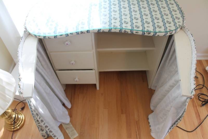 lot 23 image: Vintage Skirted Vanity Desk with Glass Top
