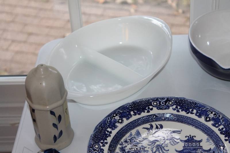 lot 39 image: Blue and White Ceramic Dishware and Decor Collection