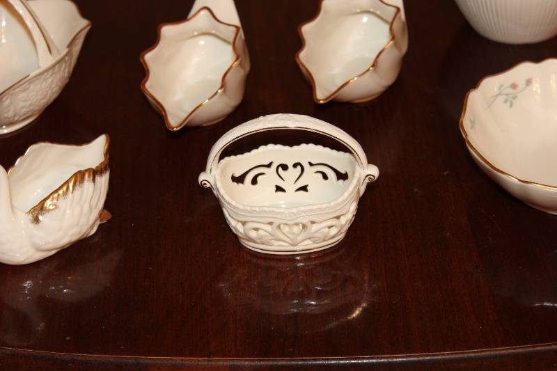 lot 97 image: Lot of Lenox Porcelain Decorative Pieces