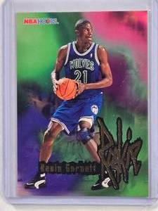 lot 757 image: Kevin Garnett 1996 SkyBox #272 - Rookie Card - Minnesota Timberwolves