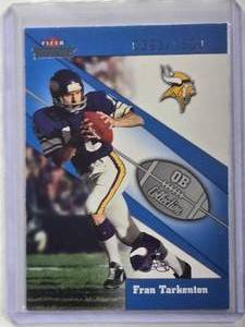 lot 797 image: Fran Tarkenton 2002 Fleer Skybox Throwbacks #16 of 17 QB, Numbered 3931500