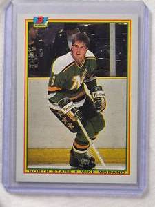 lot 840 image: Mike Modano Rookie 1990 Topps Bowman #188 - Minnesota North Stars