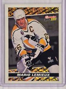 lot 317 image: Mario Lemieux 1993 Topps Black Gold #9 - Pittsburgh Penguins