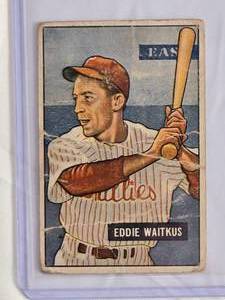 lot 28 image: Eddie Waitkus 1951 Bowman #28 - Philadelphia Phillies Vintage Baseball Card