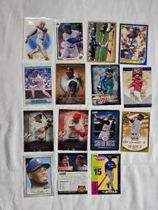 lot 109 image: Lot of 15 Ken Griffey Jr Cards