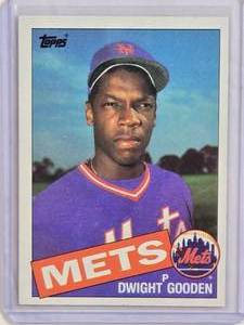 lot 122 image: Dwight Gooden Rookie Card 1985 Topps #620 - New York Mets