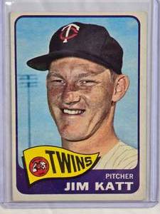 lot 166 image: Jim Kaat 1965 Topps #62 -  Minnesota Twins Vintage Baseball Card