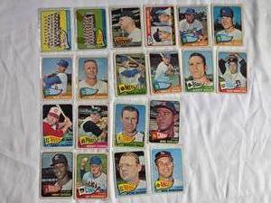 lot 209 image: Lot of 20 1965 Topps Vintage Baseball Cards