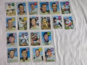 lot 220 image: Lot of 20 1969 Topps Vintage Baseball Cards