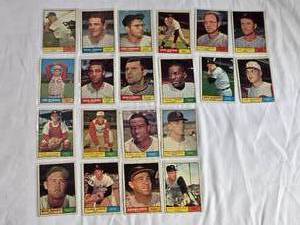 lot 227 image: Lot of 20 1961 Topps Vintage Baseball Cards