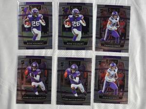 lot 256 image: Lot of 6 Minnesota Vikings Panini Select Rookie Cards Zach Davidson (2), Ihmir Smith-Marsette (2), Kene Nwangwu (2)