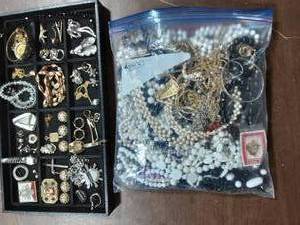 lot 7 image: Contents On The Tray & Large Bag Of Assorted Jewelry