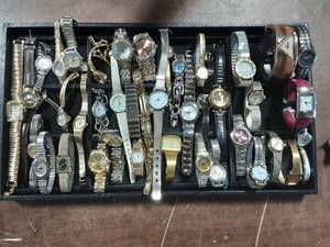 lot 56 image: 40-Asst Watches