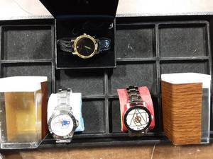lot 58 image: 3-Boxed Watches