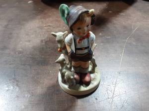 lot 70 image: Hummel Goebel Little Goat Herder
