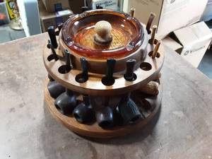 lot 30 image: Swivel Pipe Stand-Amber Glass Ash Tray & 14-Pipes
