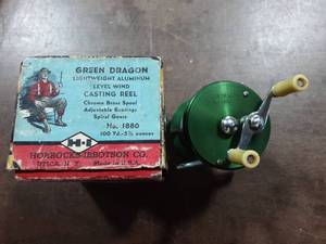 lot 36 image: Vintage Green Dragon Casting Reel With Original Box