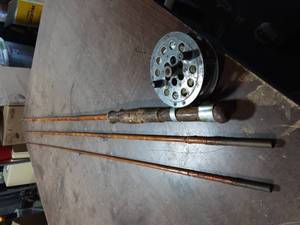 lot 39 image: 3-Piece Cane Pole Fly Rod With Reel