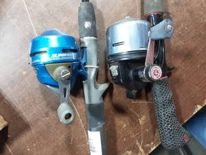 lot 40 image: Garcia Ambassadeur 8326-A Rod With Garcia ABU-Matic Reel, Zebco Rod & Reel Set