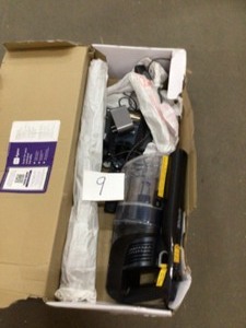 lot 9 image: Dyson V8 Stick Vacuum Cleaner Customer return review pictures