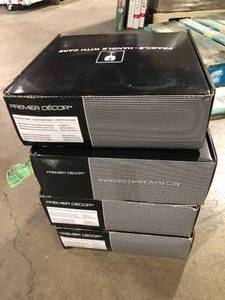 lot 33 image: Lot of 4 cases MSI Arabescato Carrara Venato Cube 12 in. x 12 in. Mixed Marble Mesh-Mounted Mosaic Floor and Wall Tile (9.8 sq. ft.Case) customer return see pictures
