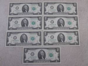lot 6 image: (CNTR) 7 Uncirculated Sequential $2...