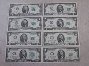 lot 7 image: (CNTR) 8 Uncirculated Sequential $2...