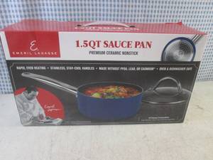 lot 23 image: (CSB) Emeril Lagasse 1.5 Qt Ceramic...