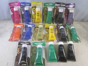 lot 31 image: (CS) 17 Tubes of Assorted Colored B...