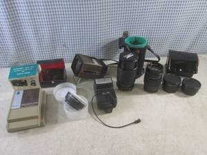 lot 58 image: (CSB) Assorted Camera Accessories -...