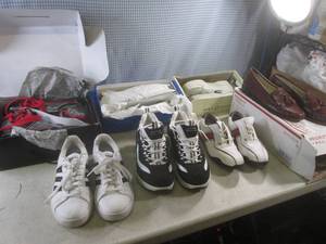 lot 70 image: (F-2) Assorted New and Lightly Worn...