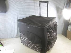 lot 82 image: (EW5) Creative Memories Portable Cr...