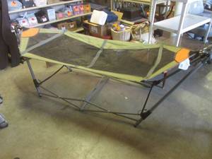 lot 85 image: (F-1) Guide Gear Portable Folding H...