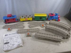 lot 107 image: (EW5) Playskool Express Train Set...