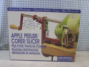lot 112 image: (CS) Apple PeelerCorerSlicer...