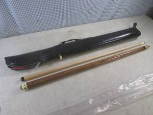 lot 117 image: (H-1) 2-Pc 19oz Pool Cue with Case ...