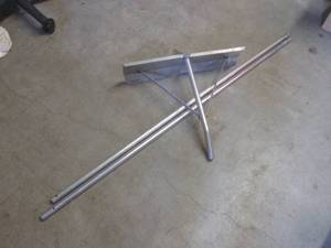 lot 131 image: (H-2) Aluminum Roof Snow Rake with ...