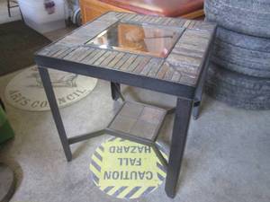 lot 135 image: (FRNT) End Table - Metal Frame Glas...
