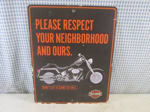 lot 147 image: (EC1) Harley Davidson Loud Pipes Hu...
