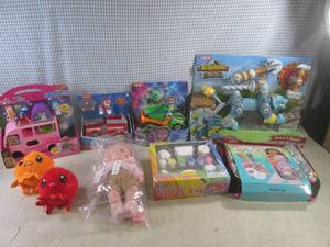 lot 160 image: (F-2) Assorted New Toys...