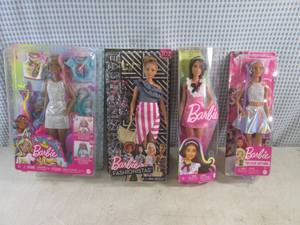 lot 175 image: (BS) Assorted Barbie Dolls...